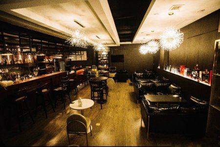 Fangzhou Cat Cafe Bar