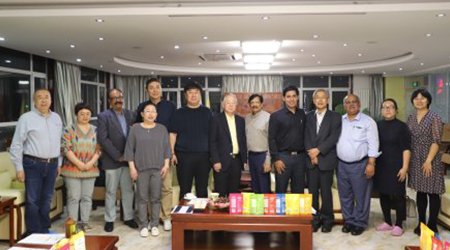 Autumn Visit by Indian and Japanese Customers