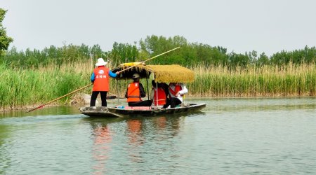 Boating on Mata Lake, a pleasant ecological appointment