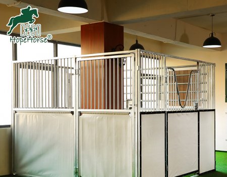 Abris pour chevaux portables à vendre