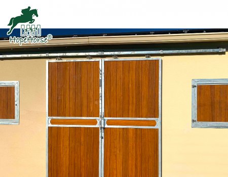 Portes hollandaises pour écurie