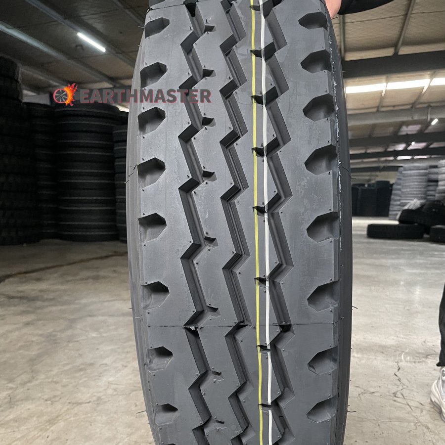 earthmaster 8.25R16 808