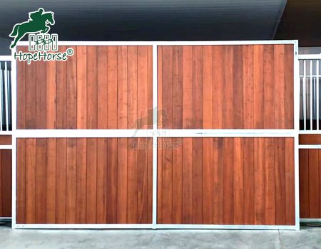 10 Foot Horse Stall Dividers