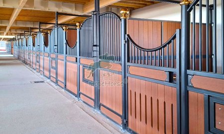 How to Design a Perfect Horse Stall?
